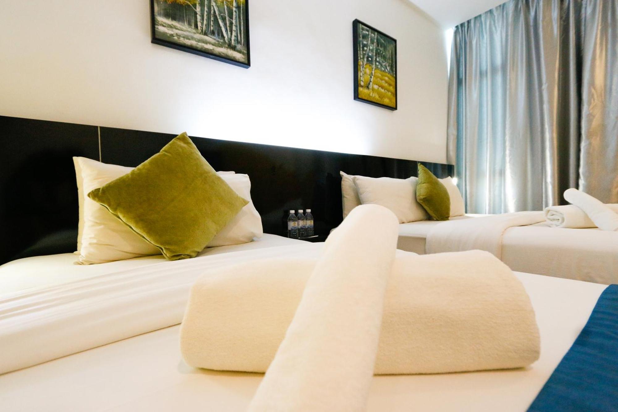 Golden Roof Hotel Ampang Ipoh Esterno foto