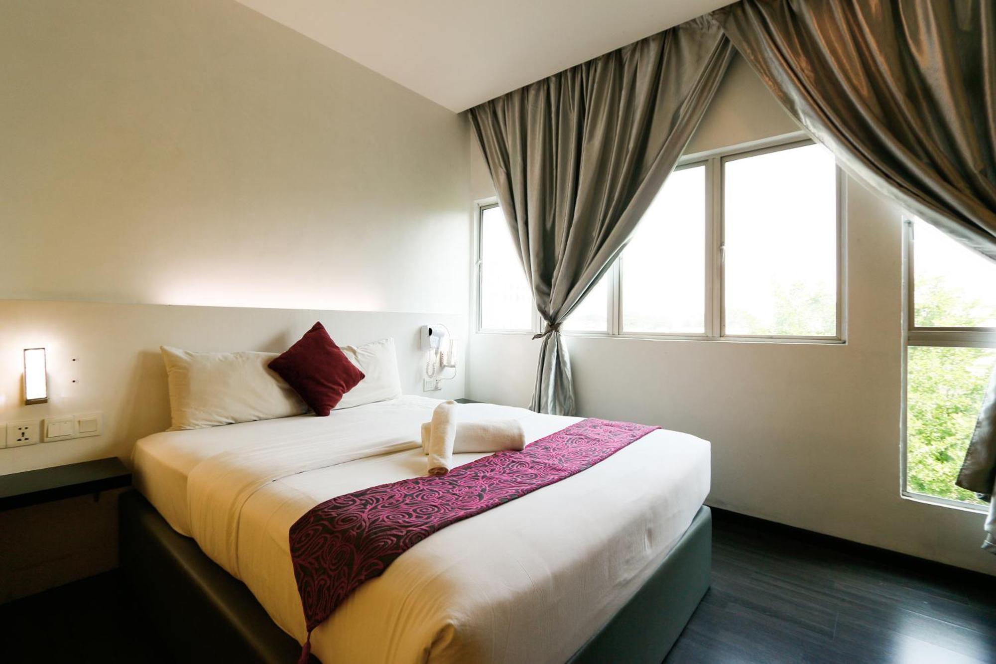 Golden Roof Hotel Ampang Ipoh Esterno foto